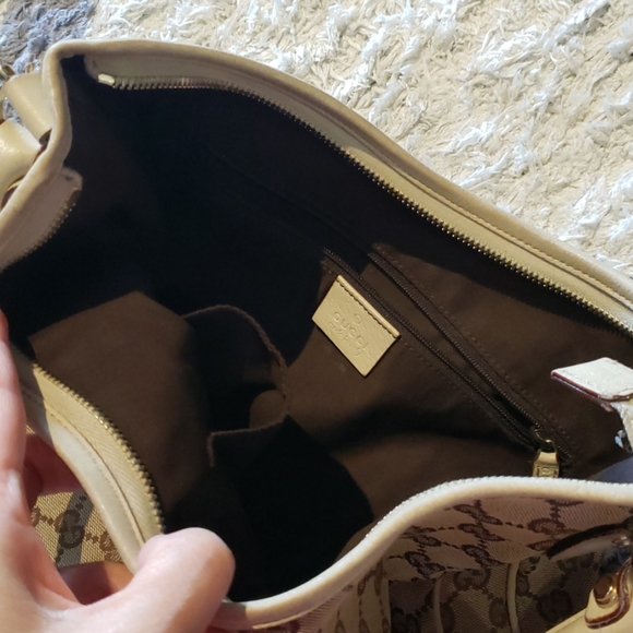 Authentic Gucci tote - Picture 5 of 8